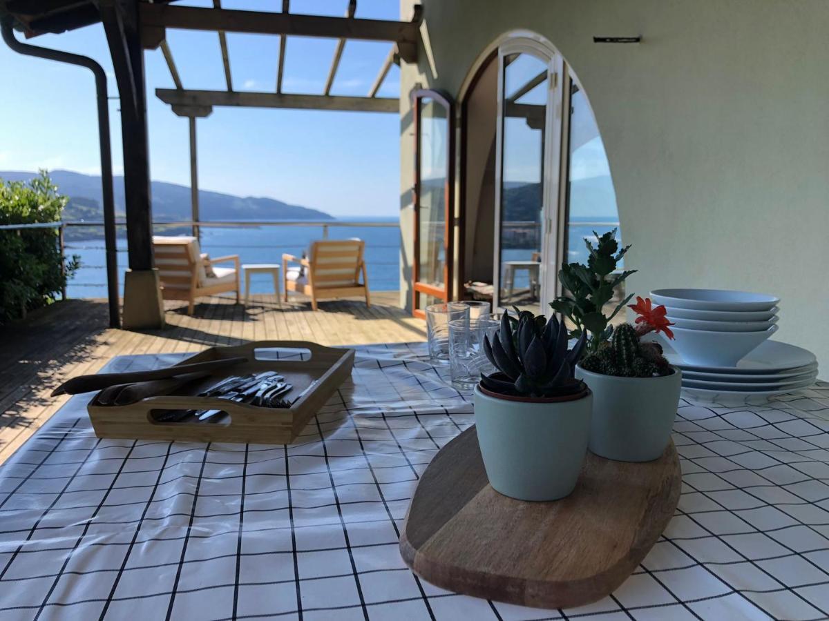 Adosado En La Costa Con Excelentes Vistas Al Estuario De Urdaibai Villa Mundaka Bagian luar foto